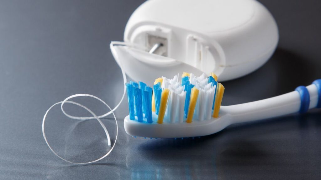 fio-dental-corretamente-capa